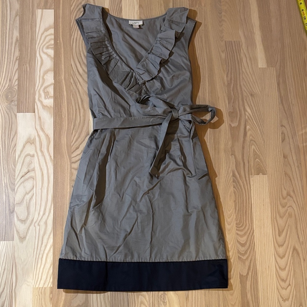 LOFT Ruffle Trim Midi Dress in Gray and Black -29 sku